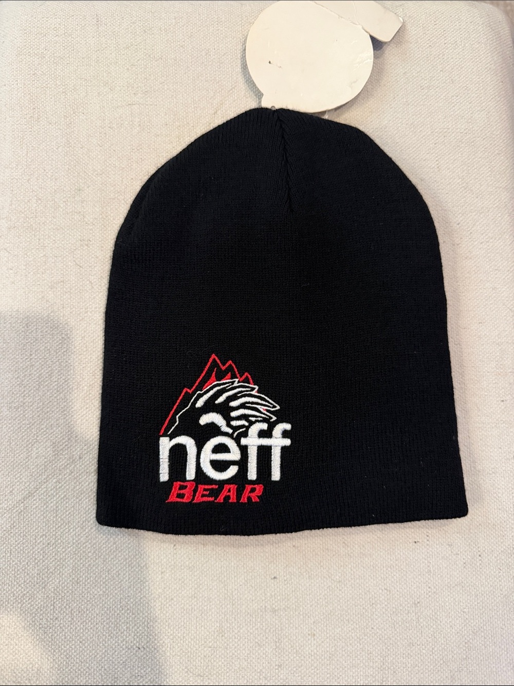 Neff Black Beanie with Red & White Bear Mountain, CA Logo NWT